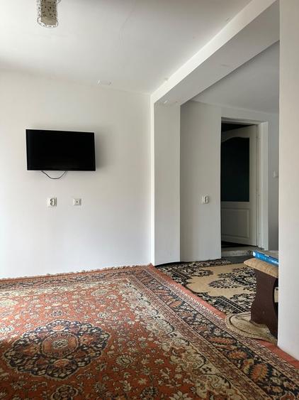 Casă cu 4 camere în Mamura