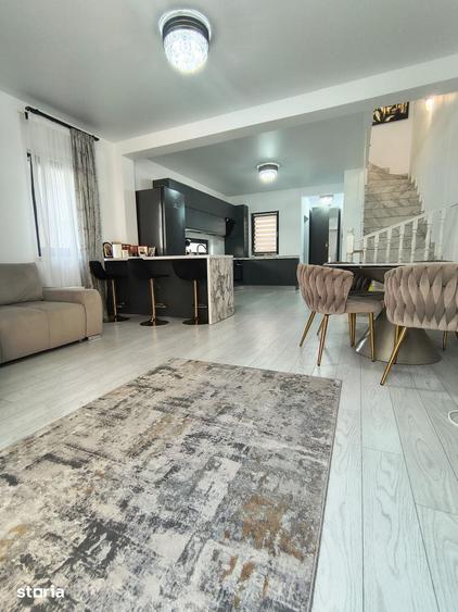 Casă cu 3 camere cu Teren 270 Mp în Berceni
