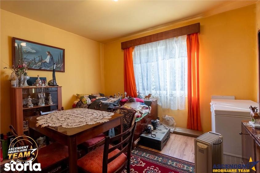 Casă cu 2 camere cu Teren 656 Mp în Brețcu