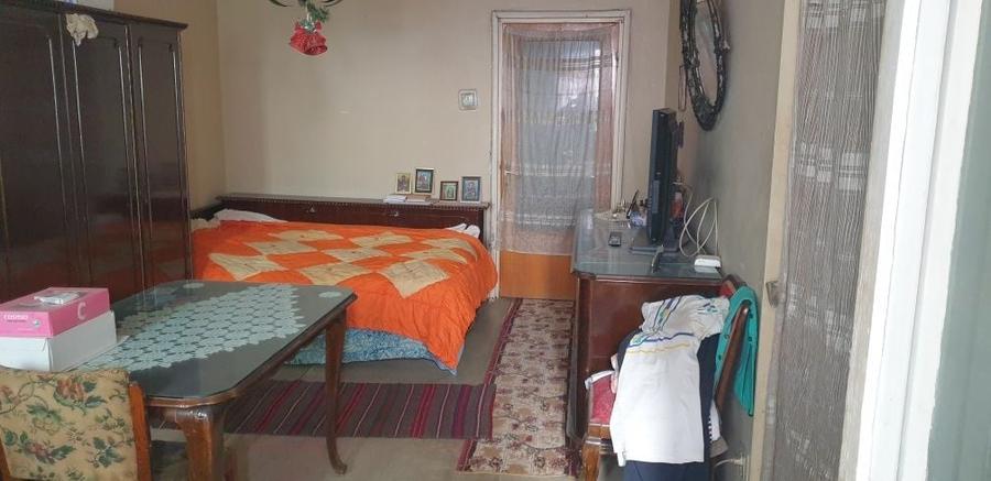 Apartament cu 3 camere în Drumul Taberei