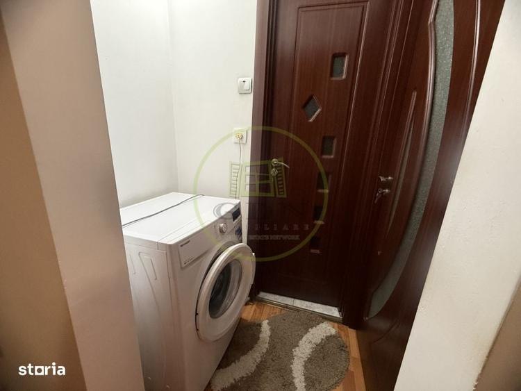 Apartament cu 2 camere semidecomandat în Craiovița Nouă