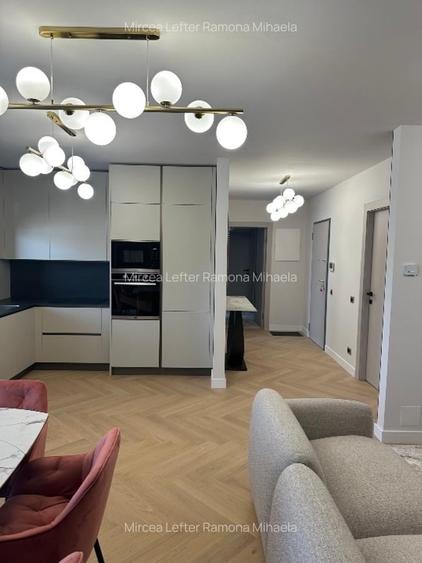Apartament cu 3 camere semidecomandat, mobilat în Voluntari