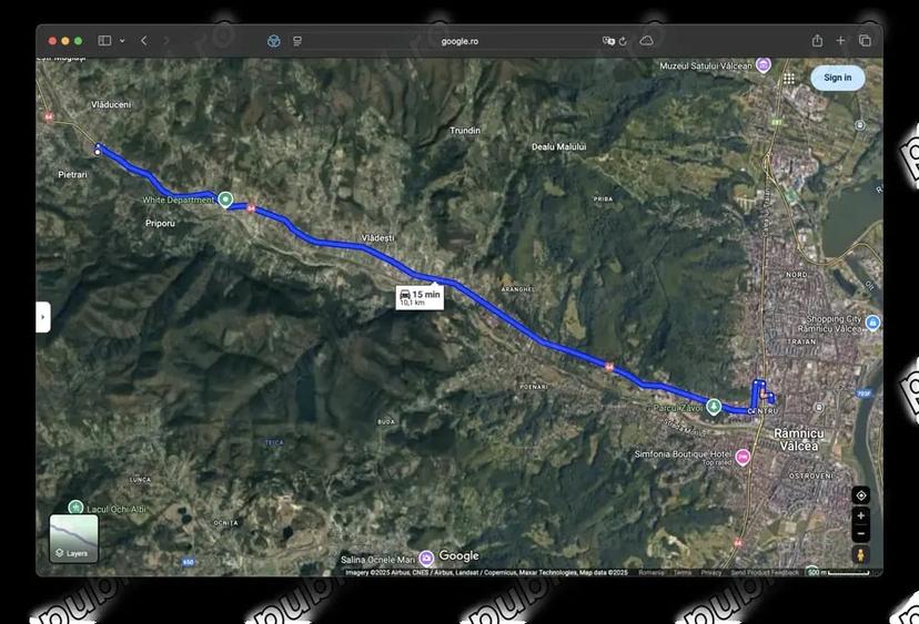 Teren de 2700 mp, în Păușești