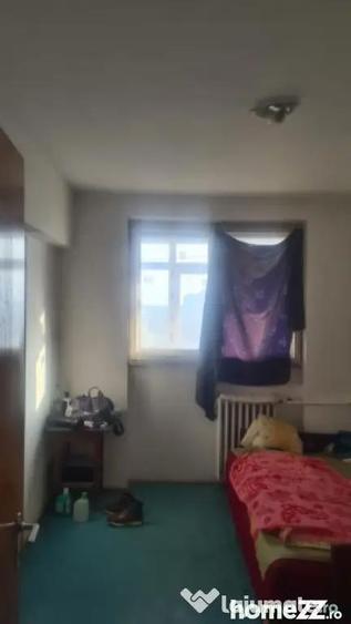 Apartament cu 3 camere decomandat în Doamna Ghica