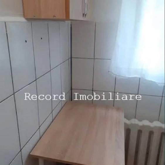 Garsonieră semidecomandată în Mărăști