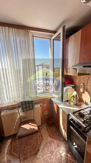 Apartament cu 3 camere decomandat, mobilat în Bogdan Vodă