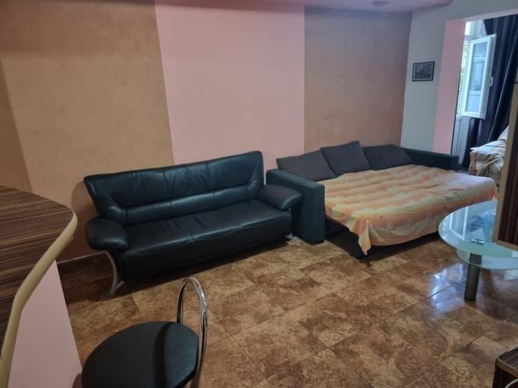Apartament cu 2 camere decomandat în Piața Unirii