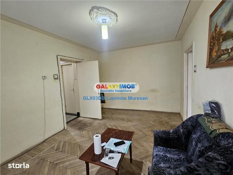 Apartament cu 2 camere semidecomandat în Aleea Trandafirilor