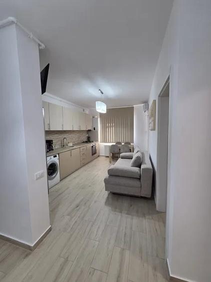 Apartament cu 2 camere decomandat, mobilat în Apărătorii Patriei