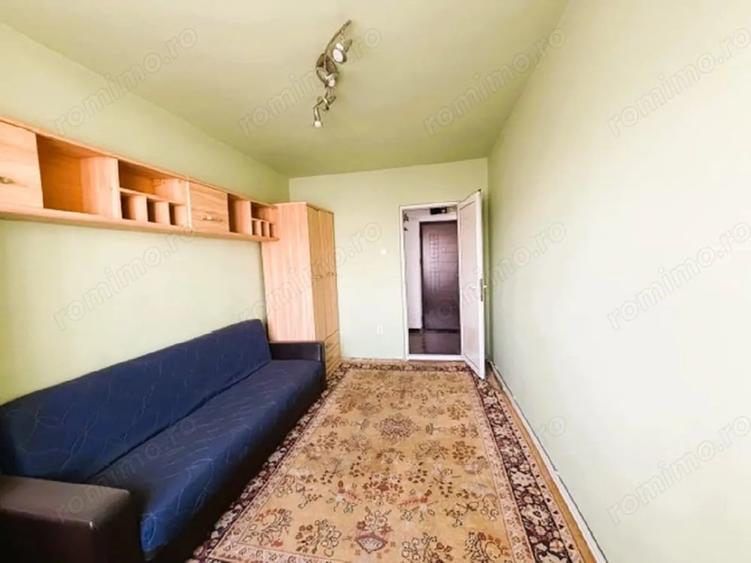 Apartament cu 3 camere decomandat în Nicolae Titulescu