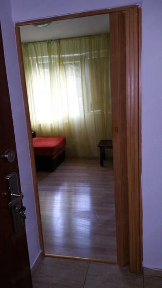 Garsonieră semidecomandată în Brâncoveanu