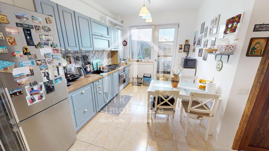 Apartament cu 3 camere semidecomandat, mobilat în Exterior Vest