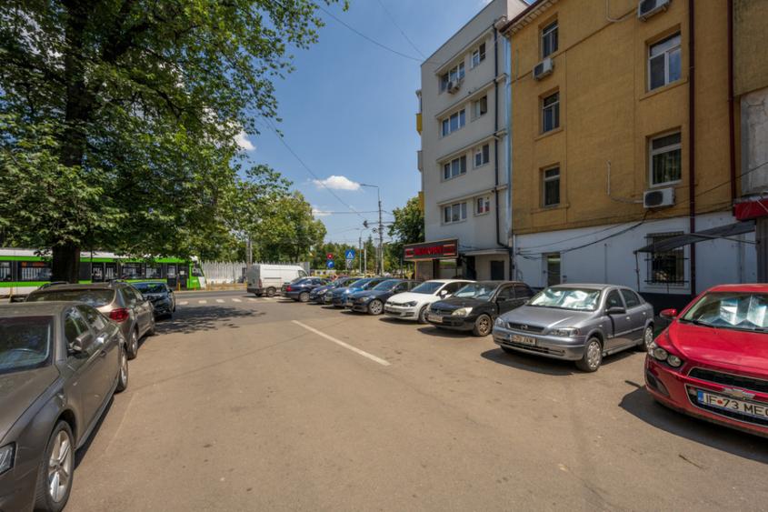 Spațiu comercial, de 51 mp, în Viilor
