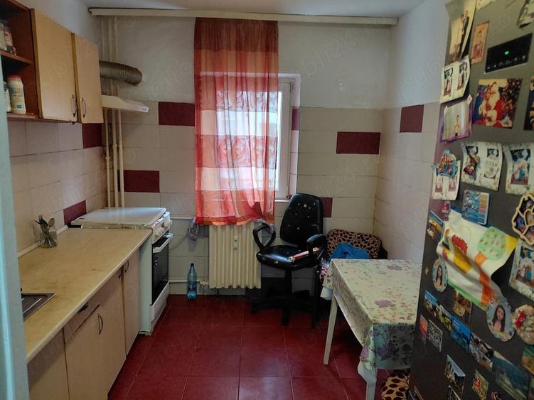 Apartament cu 2 camere semidecomandat în Narcisa