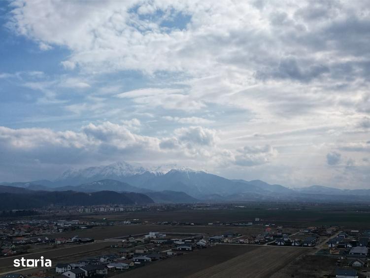 Teren de 839 mp, în Cristian