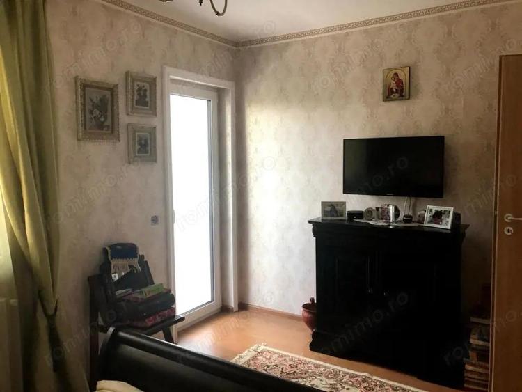 Apartament cu 2 camere decomandat, mobilat în Craiovița Nouă