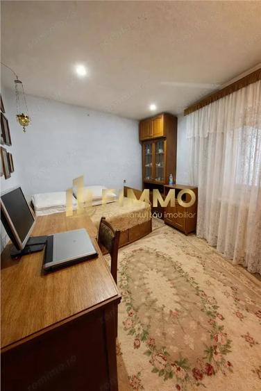Apartament cu 4 camere decomandat în Poieni-Suceava