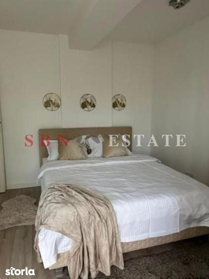 Apartament cu 3 camere decomandat în Titan