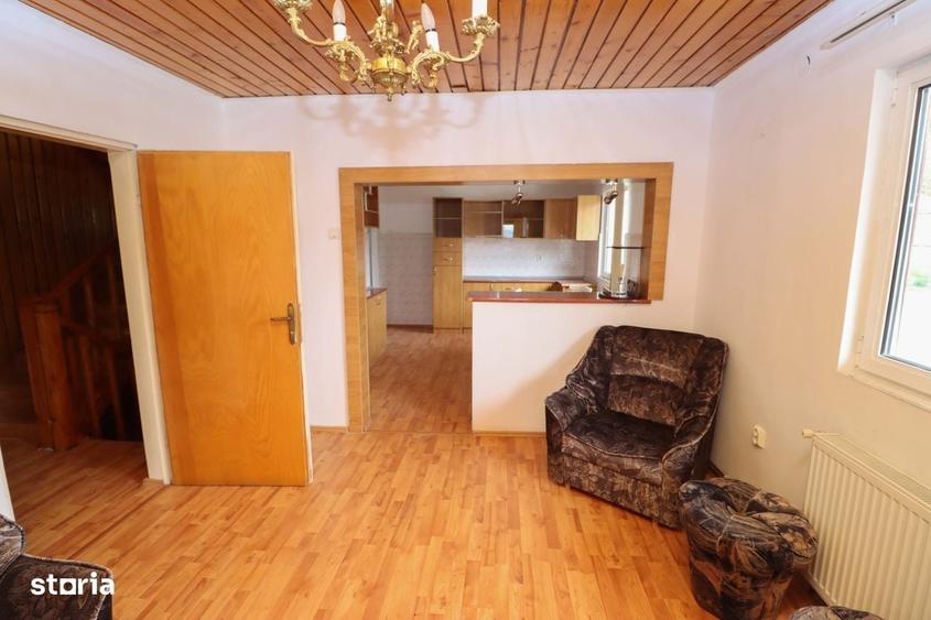 Spațiu comercial, de 414 mp, în Cornu