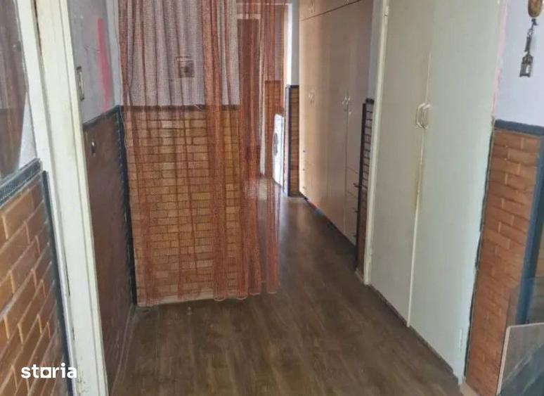 Apartament cu 3 camere în Tătărași