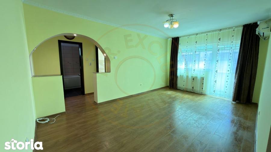 Vanzare Apartament 3 camere Etaj IV, MV1 - Str. Crinului 3 - Carei - 15