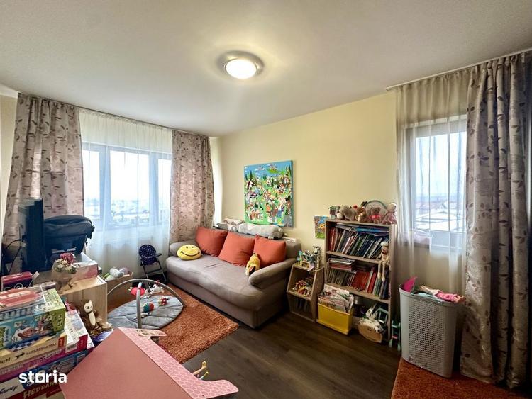 Apartament cu 3 camere semidecomandat, mobilat în Făget
