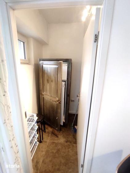 Apartament cu 2 camere decomandat în Calea București