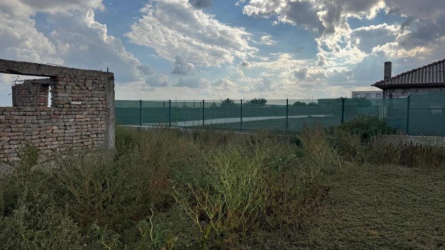 Teren Construcții intravilan de 1000 mp, în Ovidiu