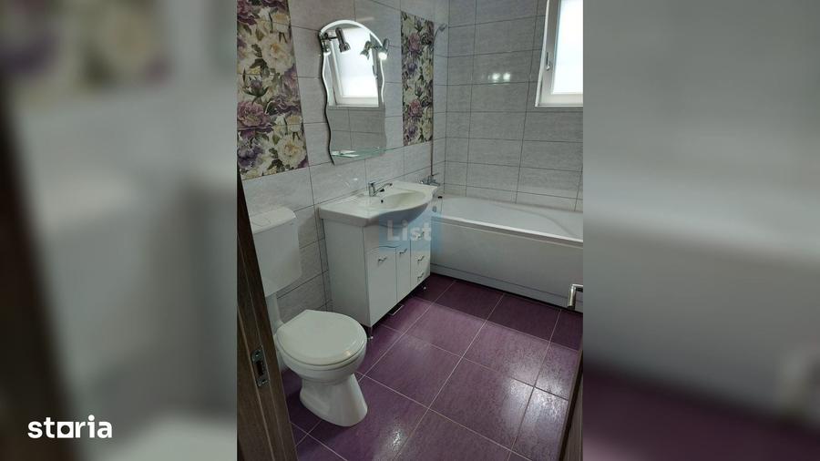 Apartament cu 3 camere semidecomandat în Florești