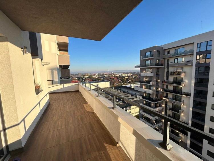 Apartament cu 2 camere decomandat în Exterior Vest