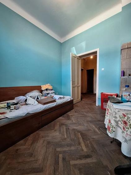 Casă cu 3 camere cu Teren 58 Mp în Gara de Nord