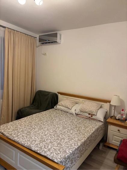 Garsonieră decomandată în Apărătorii Patriei