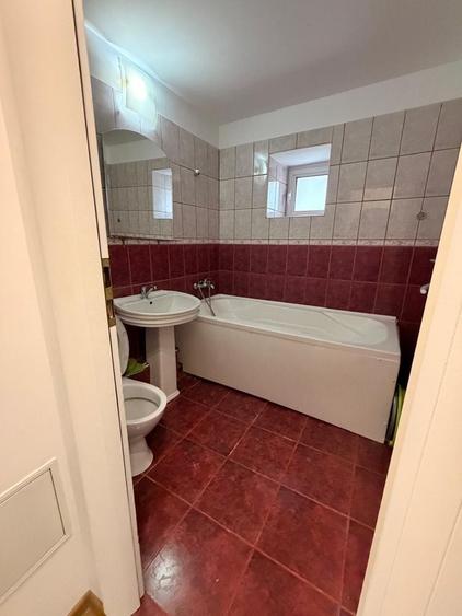 Apartament cu 2 camere semidecomandat în Brâncoveanu