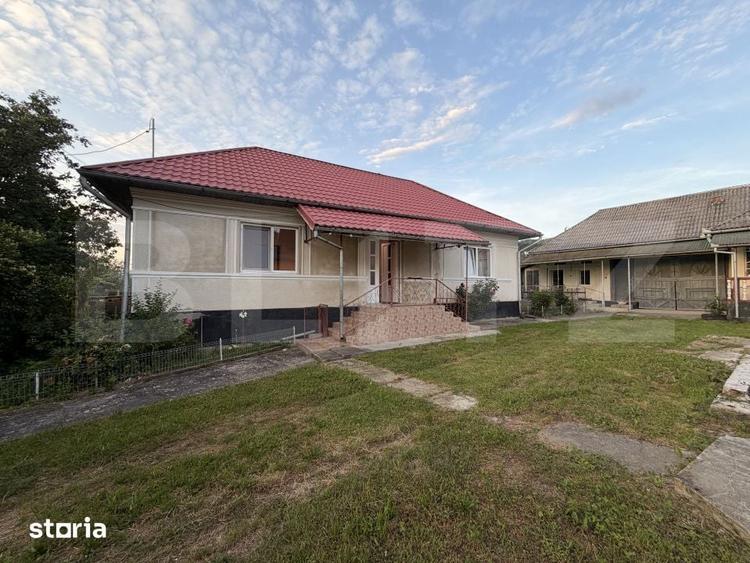 Casă cu 4 camere cu Teren 1000 Mp în Lozna