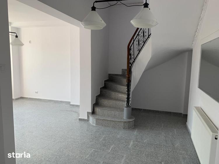 Casa cu destinatie comerciala 335 mp - 8