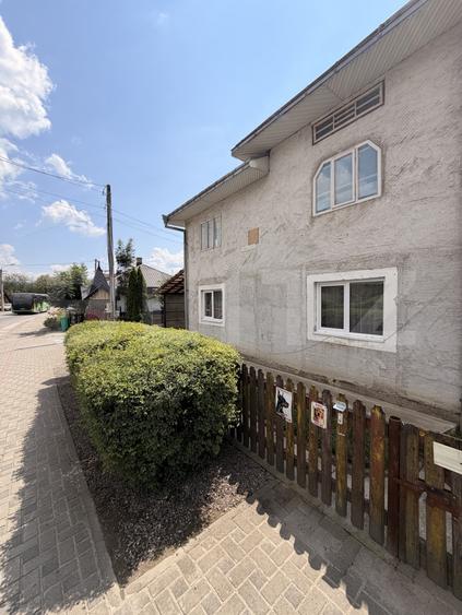 Casă individuală cu 4 camere cu Canalizare în Exterior Vest