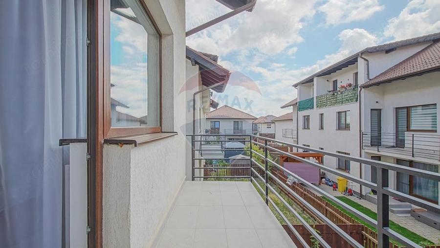 Apartament cu 3 camere decomandat în Sud