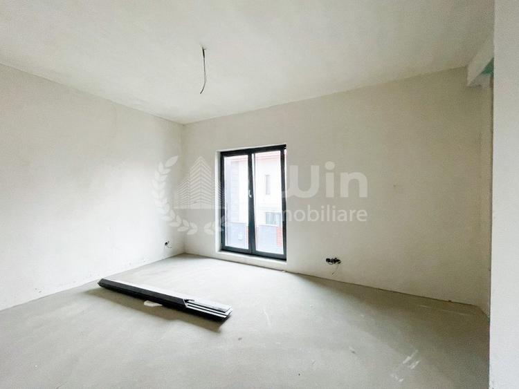 Duplex cu 4 camere cu Canalizare în Someșeni