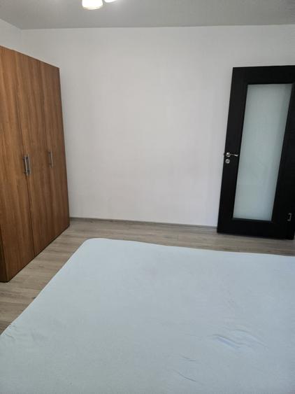 Inchiriez apartament cu un dormitor pe str Rodnei - 3