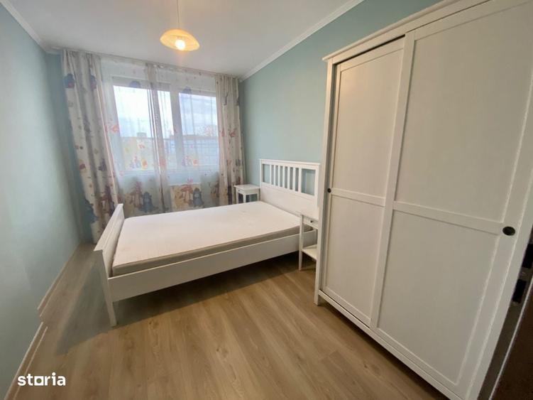 Apartament cu 3 camere semidecomandat în Central