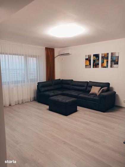 Apartament cu 2 camere decomandat în Calea București