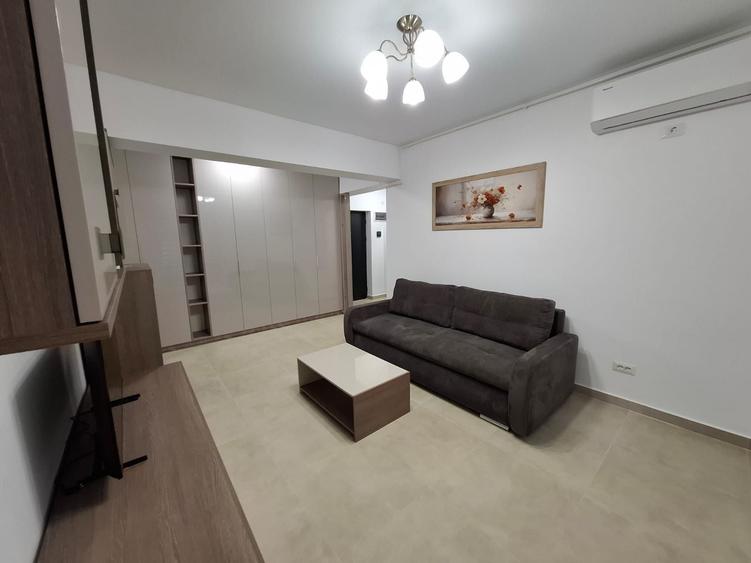 Apartament cu 2 camere decomandat în Runcu