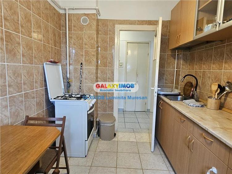 Vanzare apartament 3 camere semidecomandat Targoviste Micro 9 - 7