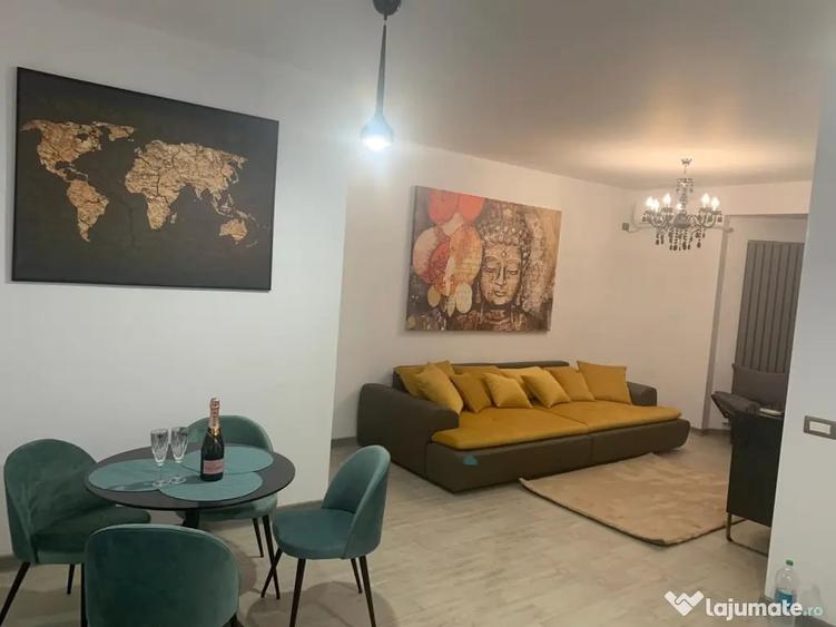 Apartament cu 2 camere decomandat în Central