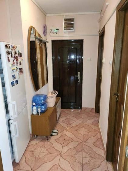 Apartament cu 2 camere nedecomandat, mobilat în Central