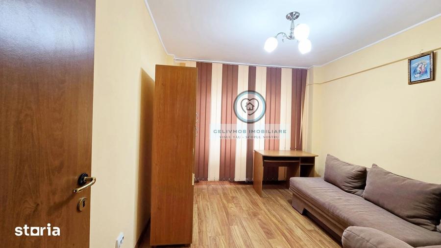 Apartament cu 3 camere decomandat în Cantacuzino