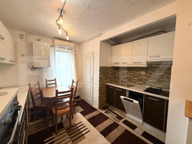 Apartament cu 3 camere decomandat, mobilat în Unirii