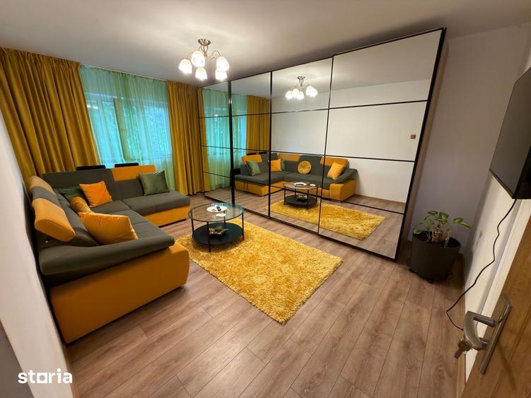 Apartament cu 2 camere decomandat în Girocului