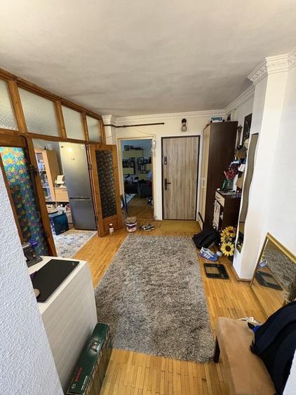 Apartament cu 3 camere decomandat în Gorjului