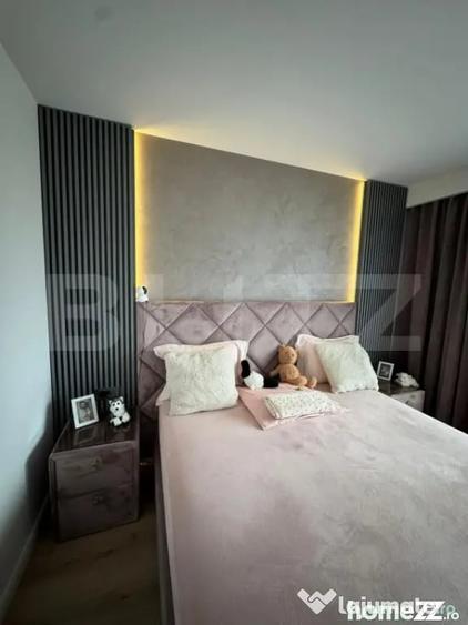 Apartament cu 3 camere decomandat în 13 Decembrie